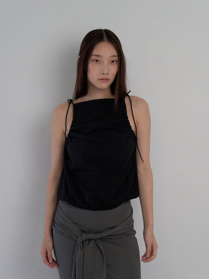 string shoulder wrinkle tops