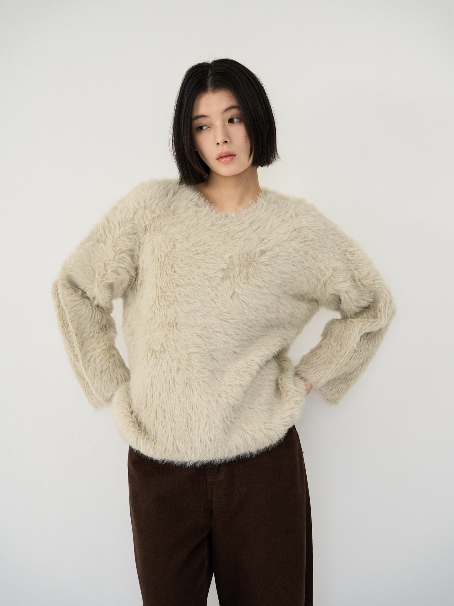 feather knit pullover