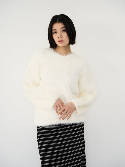feather knit pullover