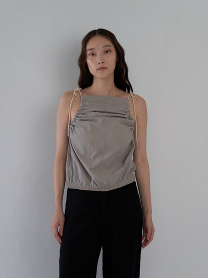 string shoulder wrinkle tops