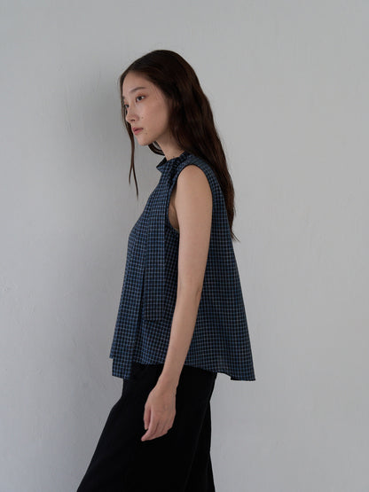 plaid sleeveless