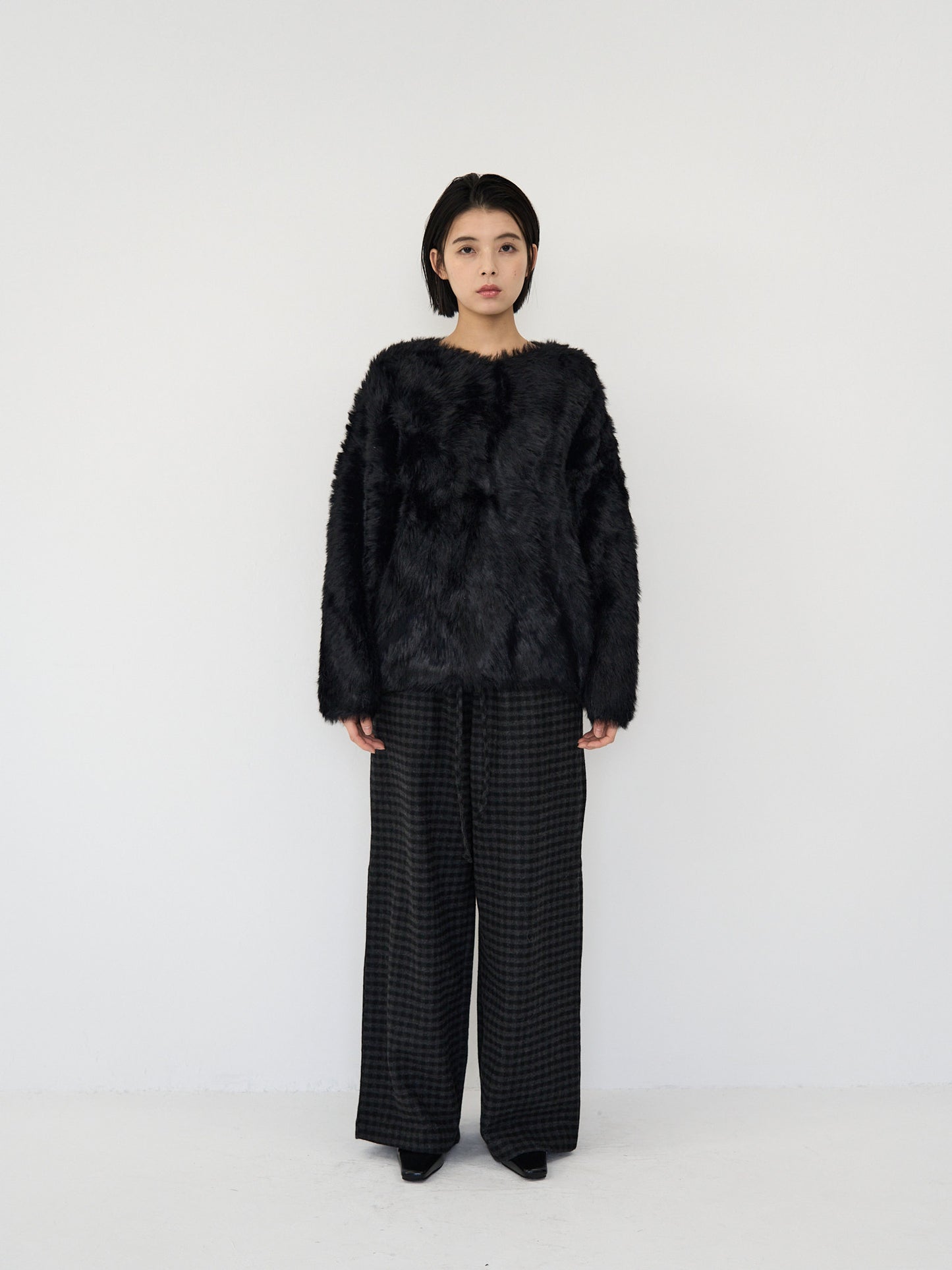 feather knit pullover