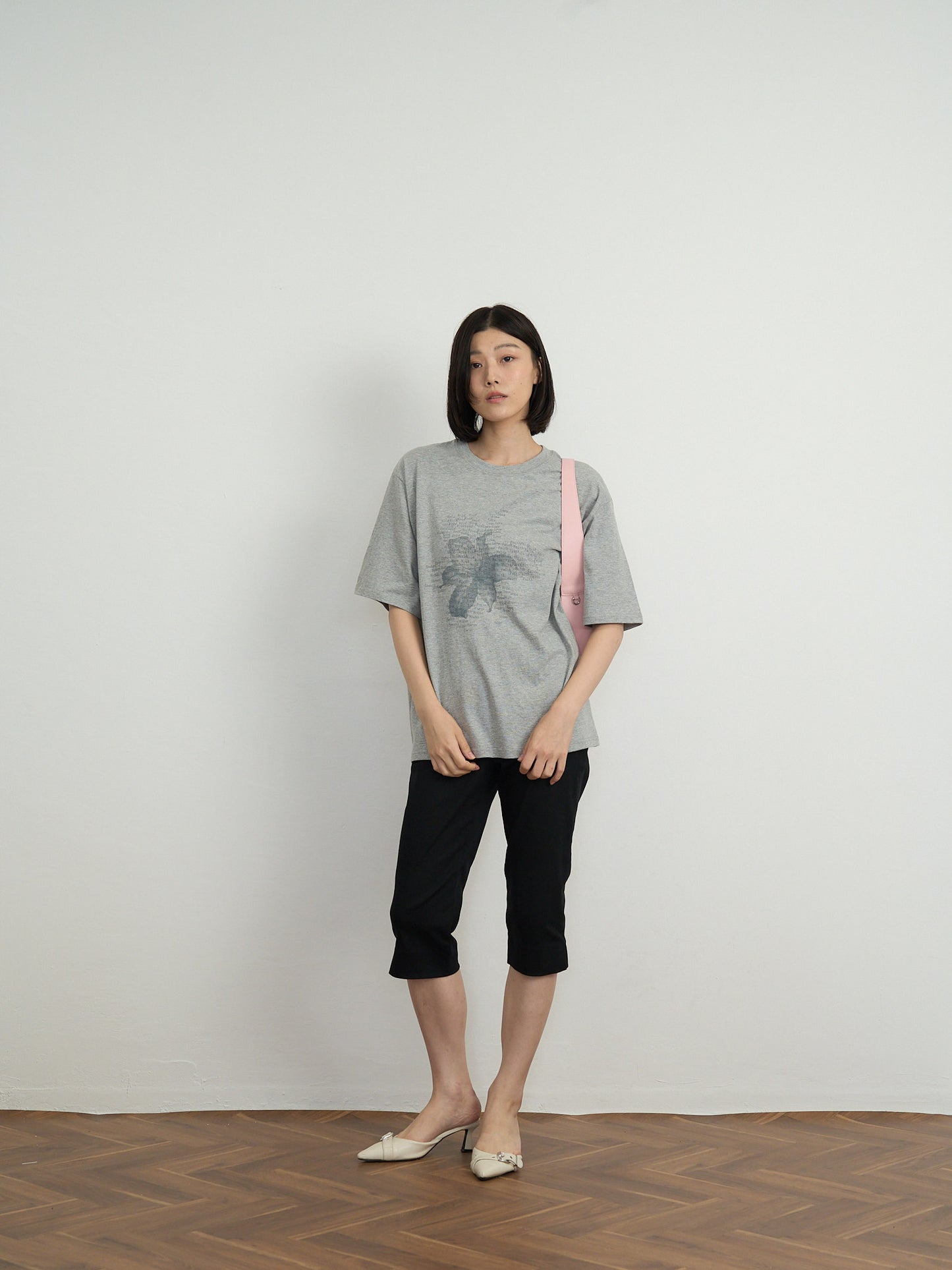 flower over tee