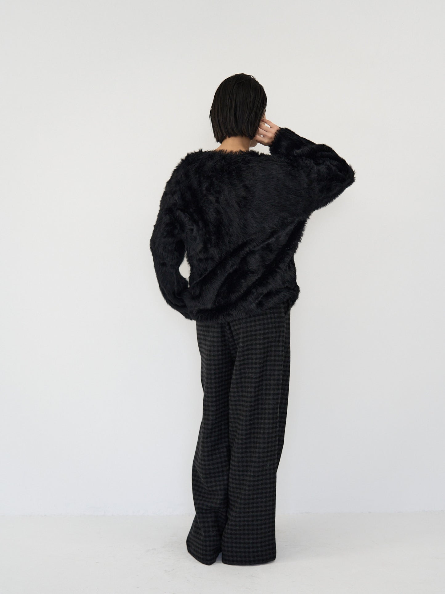 feather knit pullover