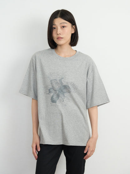 flower over tee