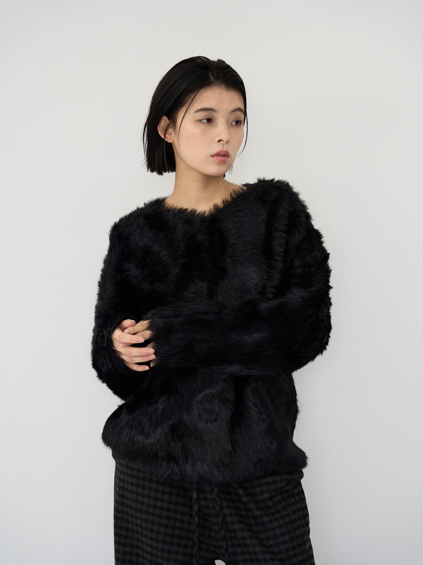 feather knit pullover
