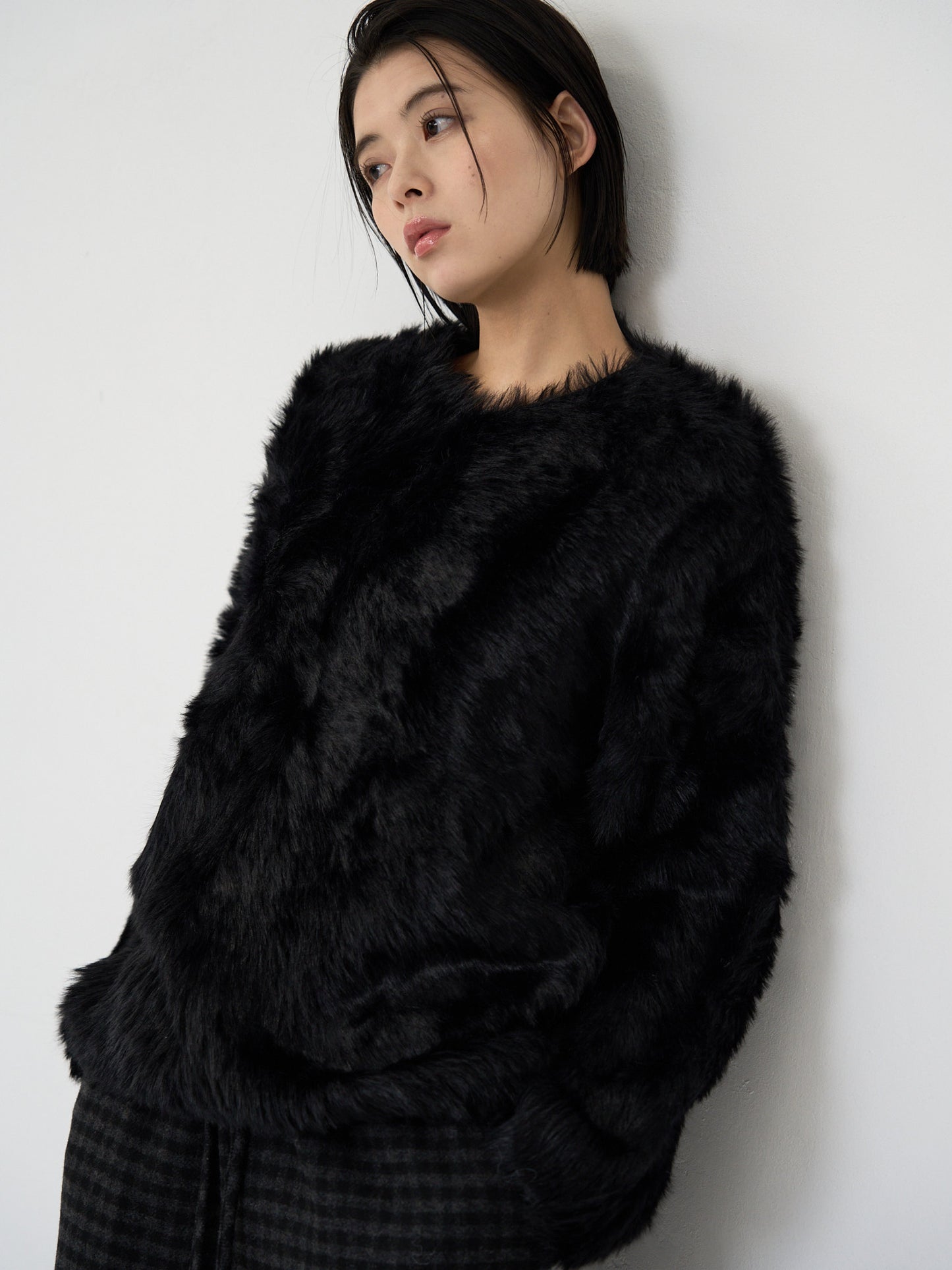 feather knit pullover