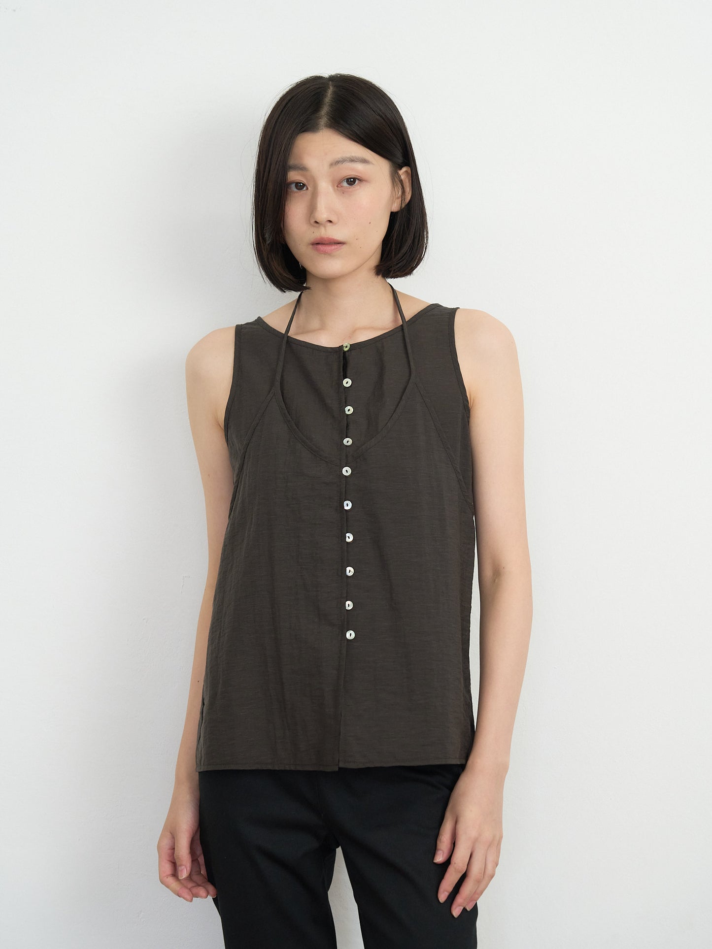 sleeveless halter blouse