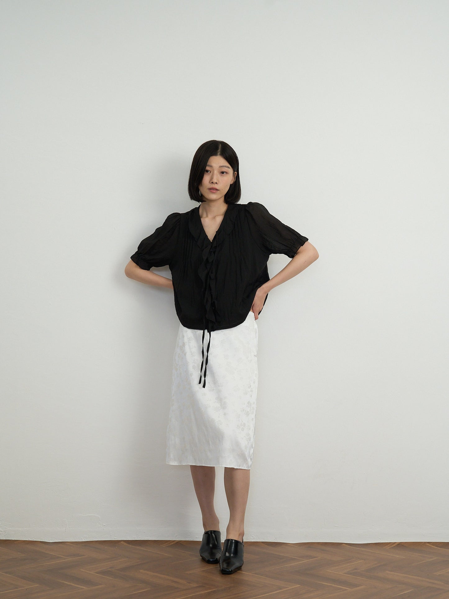 flower satin midi skirt