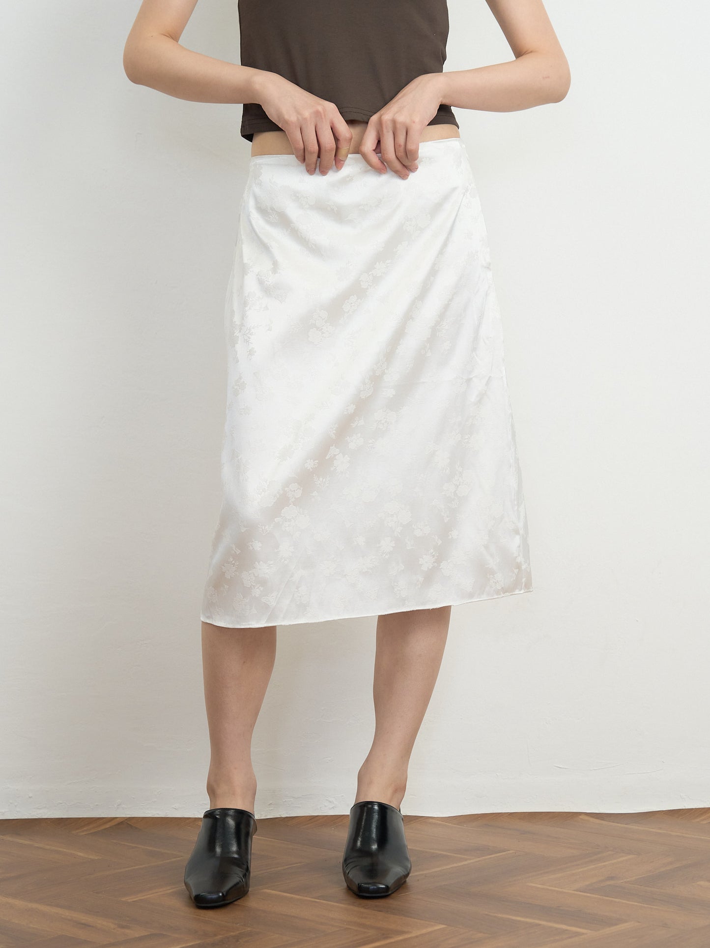 flower satin midi skirt