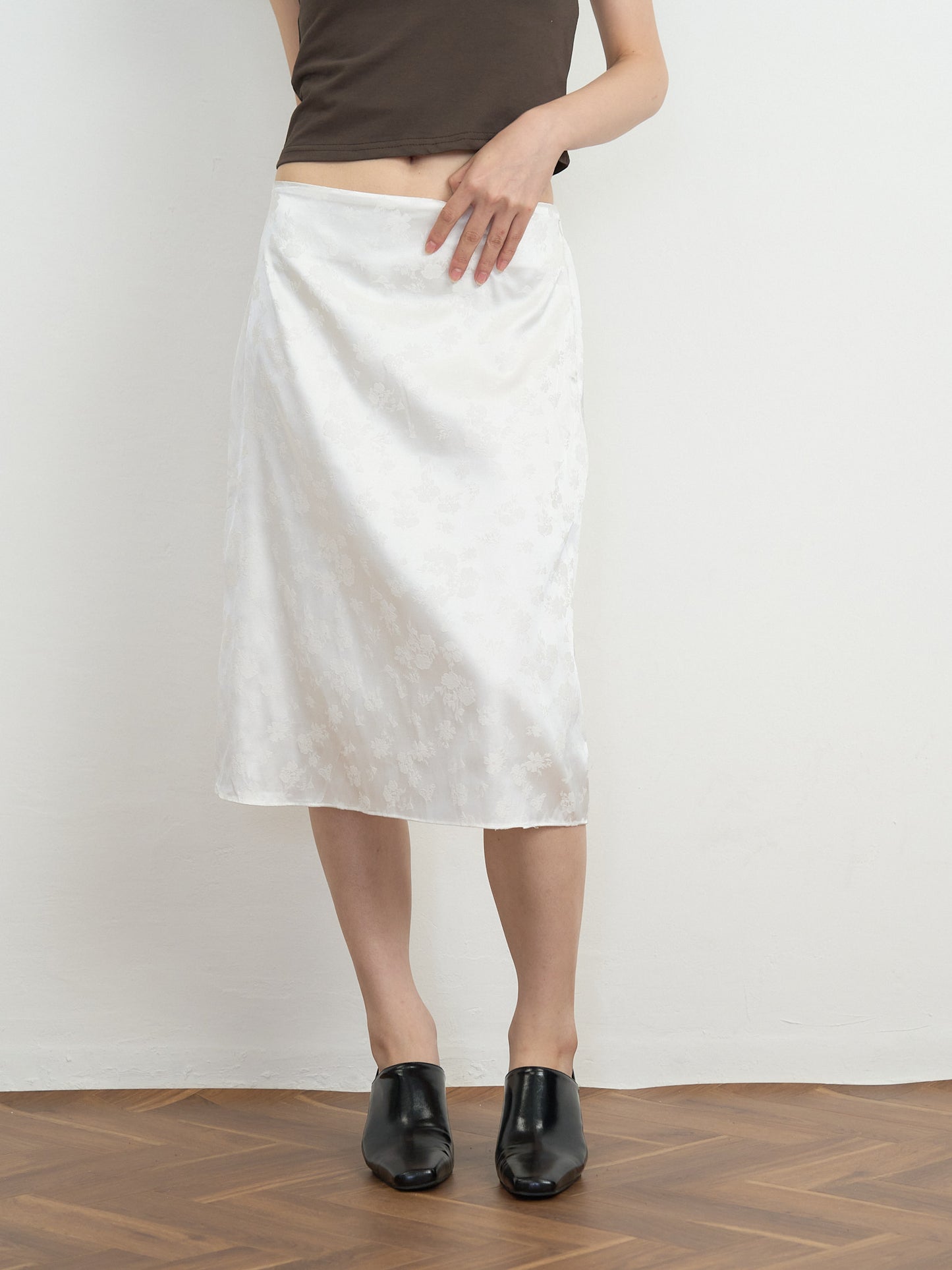 flower satin midi skirt