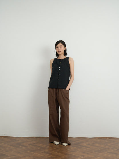 sleeveless halter blouse