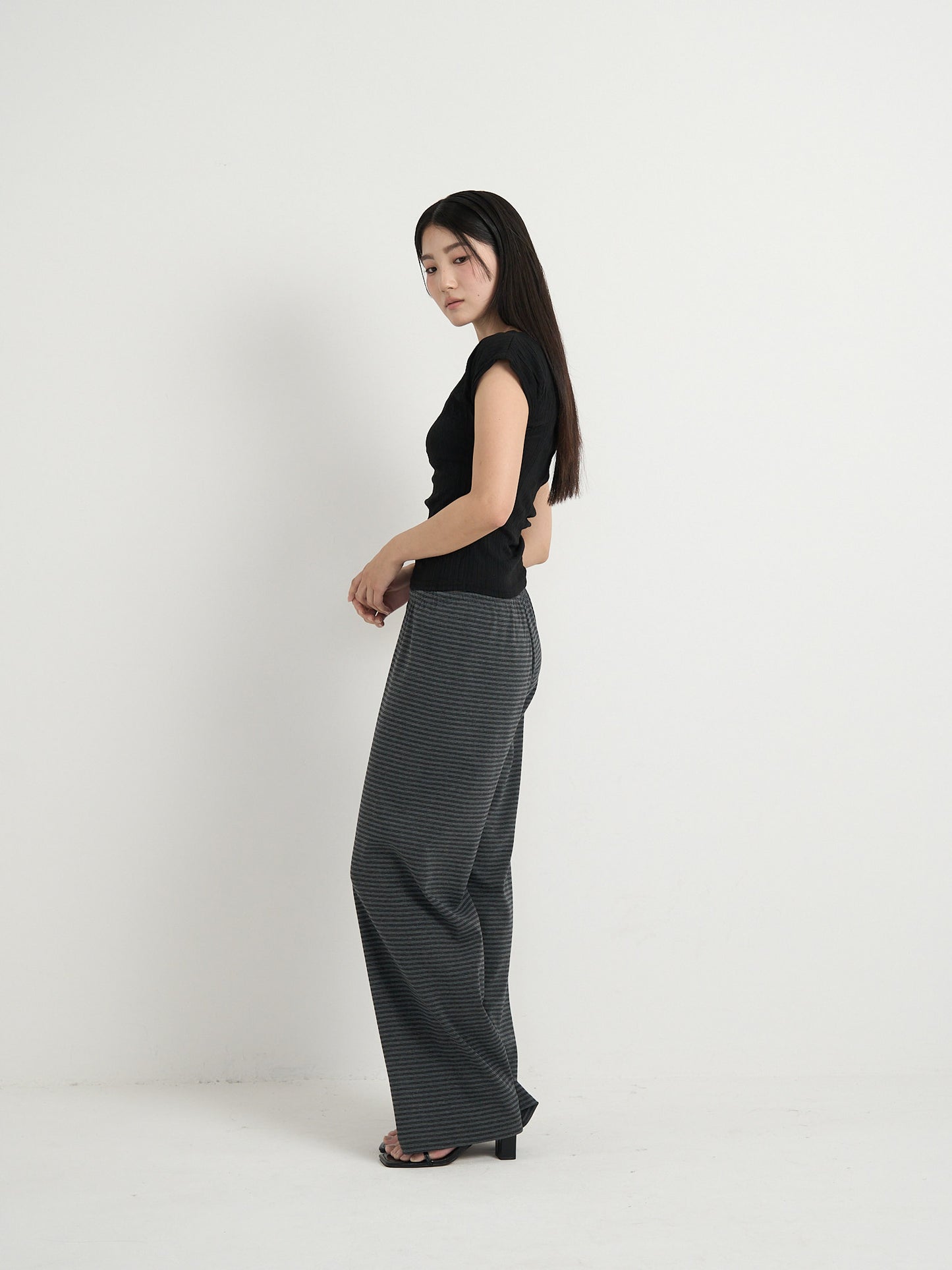 striped relax pants