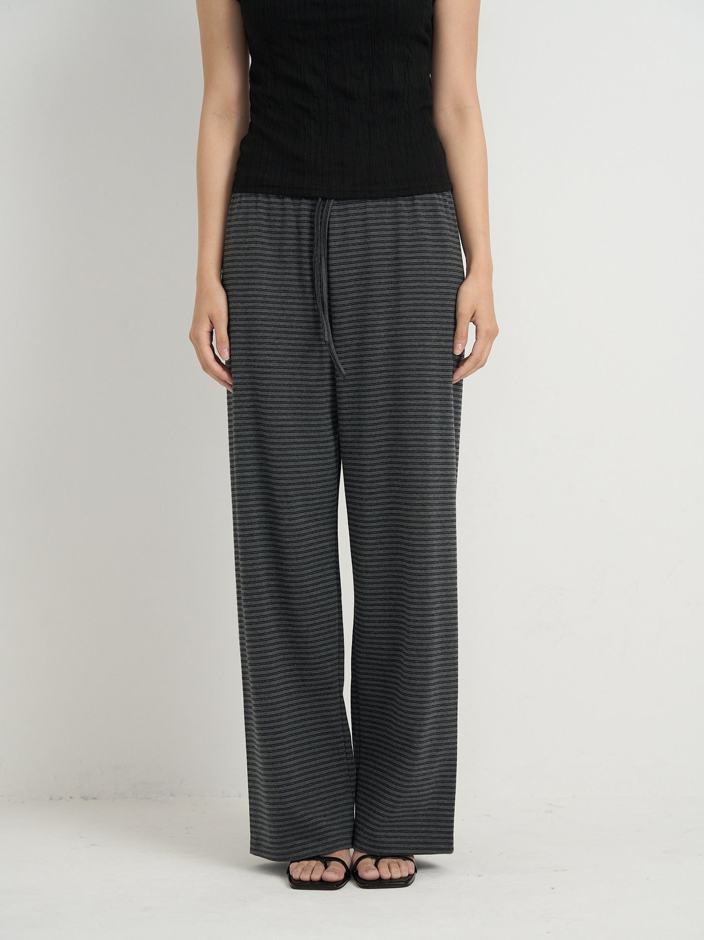 striped relax pants