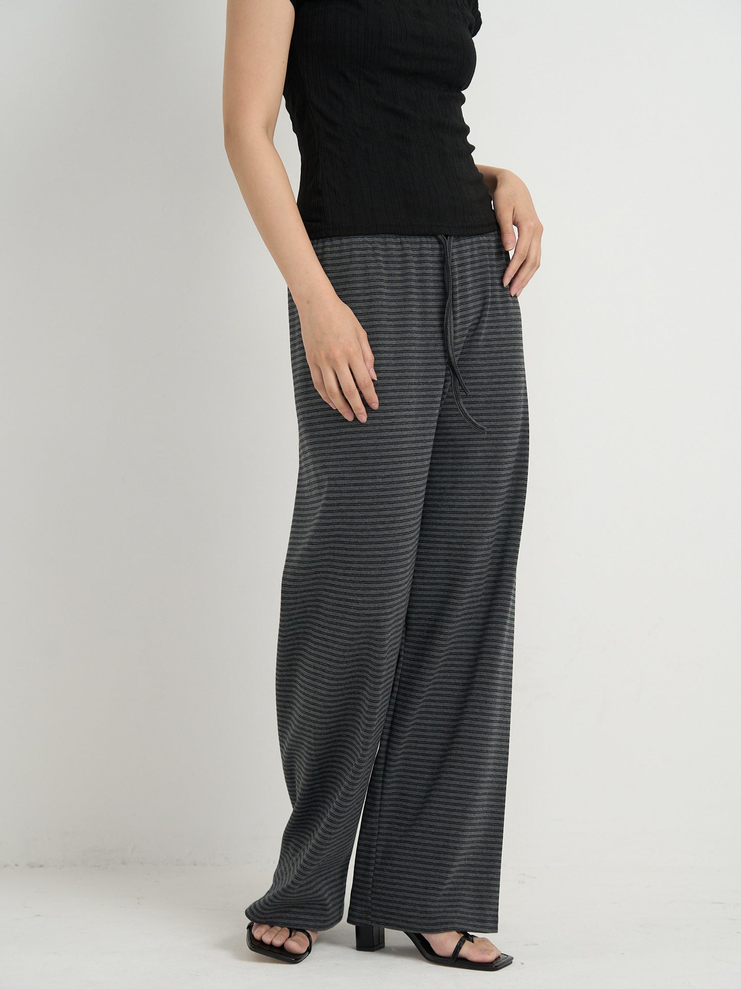 striped relax pants