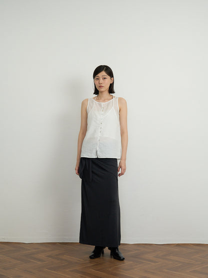 sleeveless halter blouse