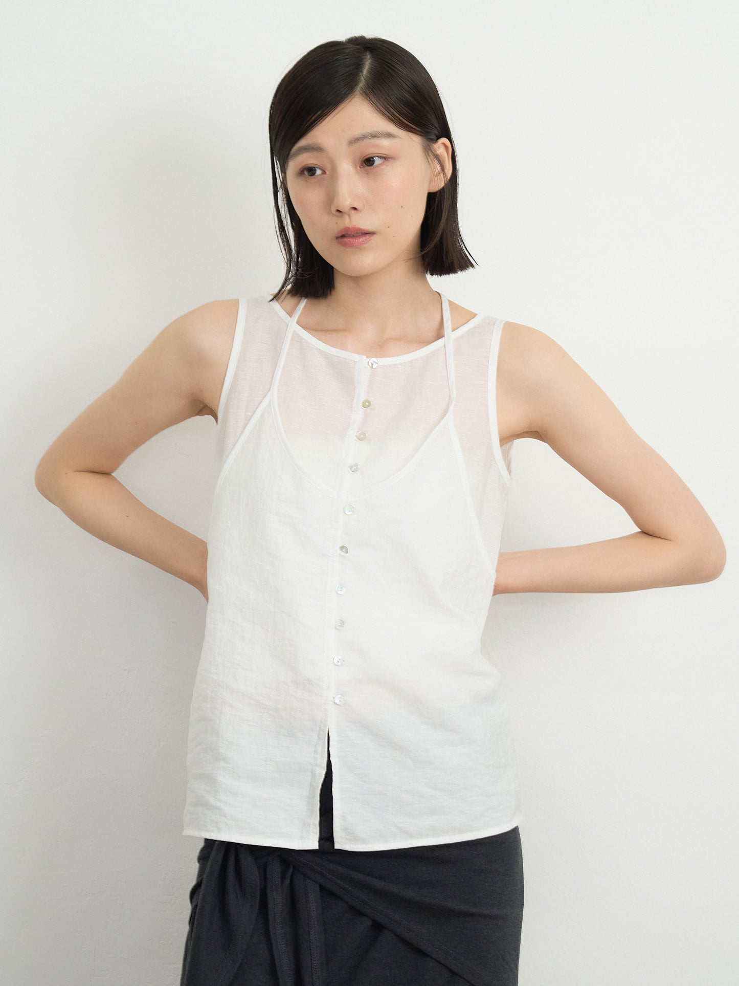 sleeveless halter blouse