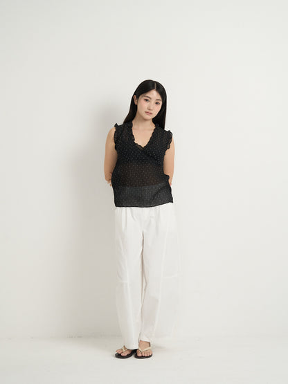 dot sleeveless blouse