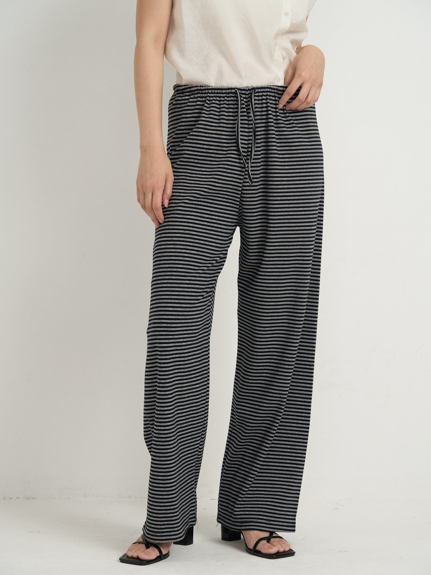 striped relax pants