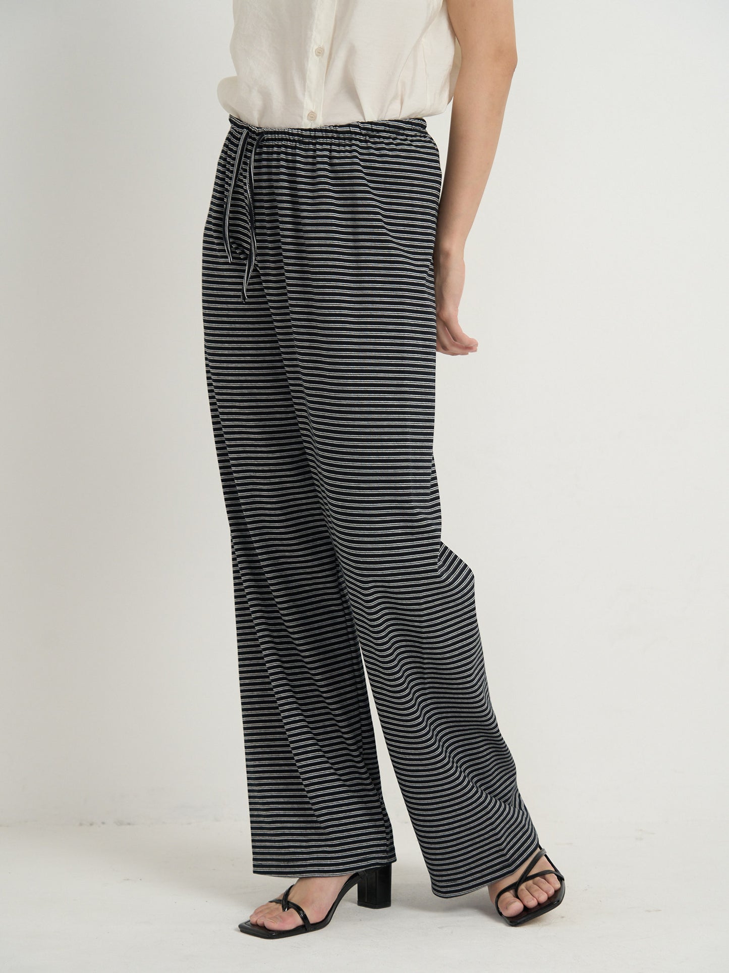 striped relax pants
