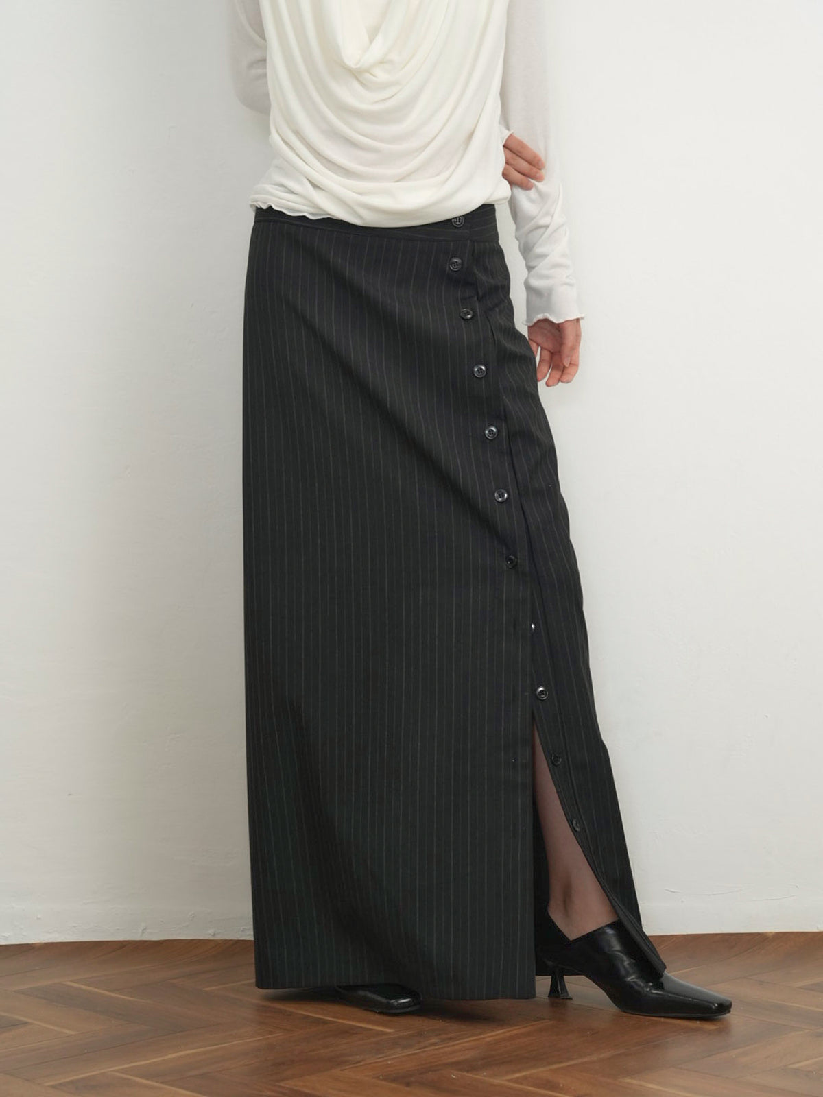 pinstripe long skirt