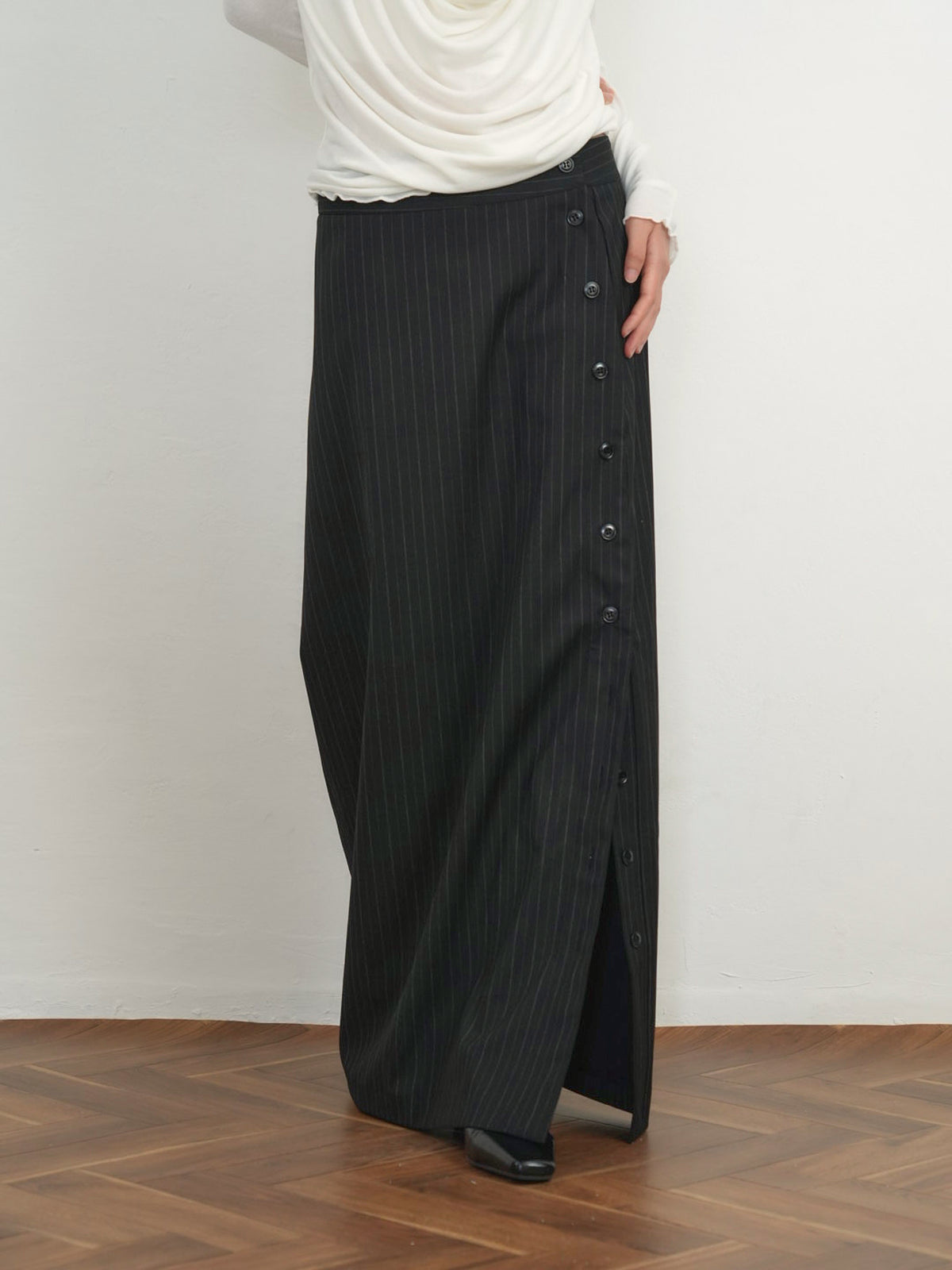 pinstripe long skirt