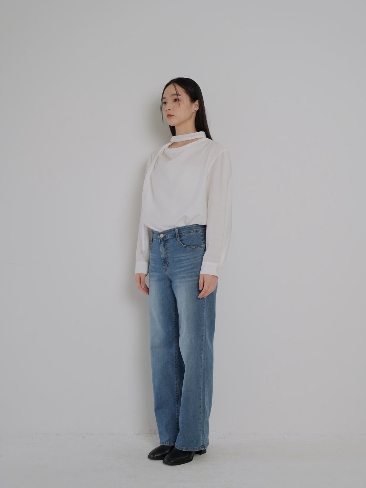 stretching straight jeans