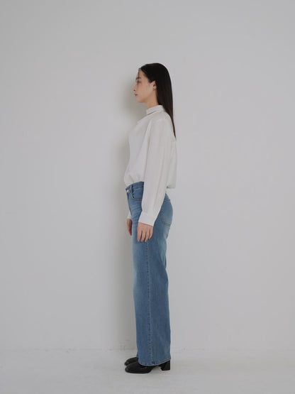 stretching straight jeans