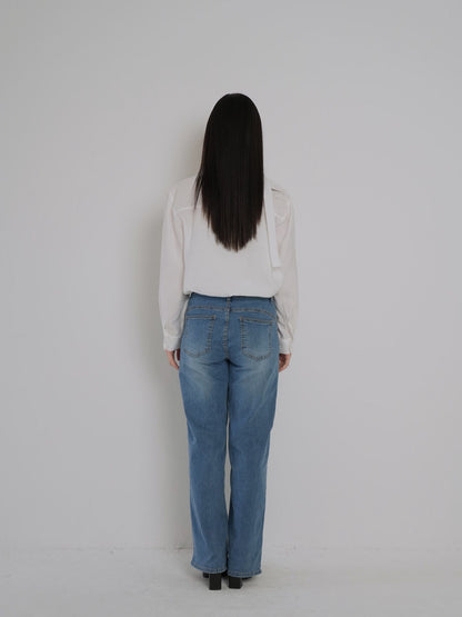 stretching straight jeans