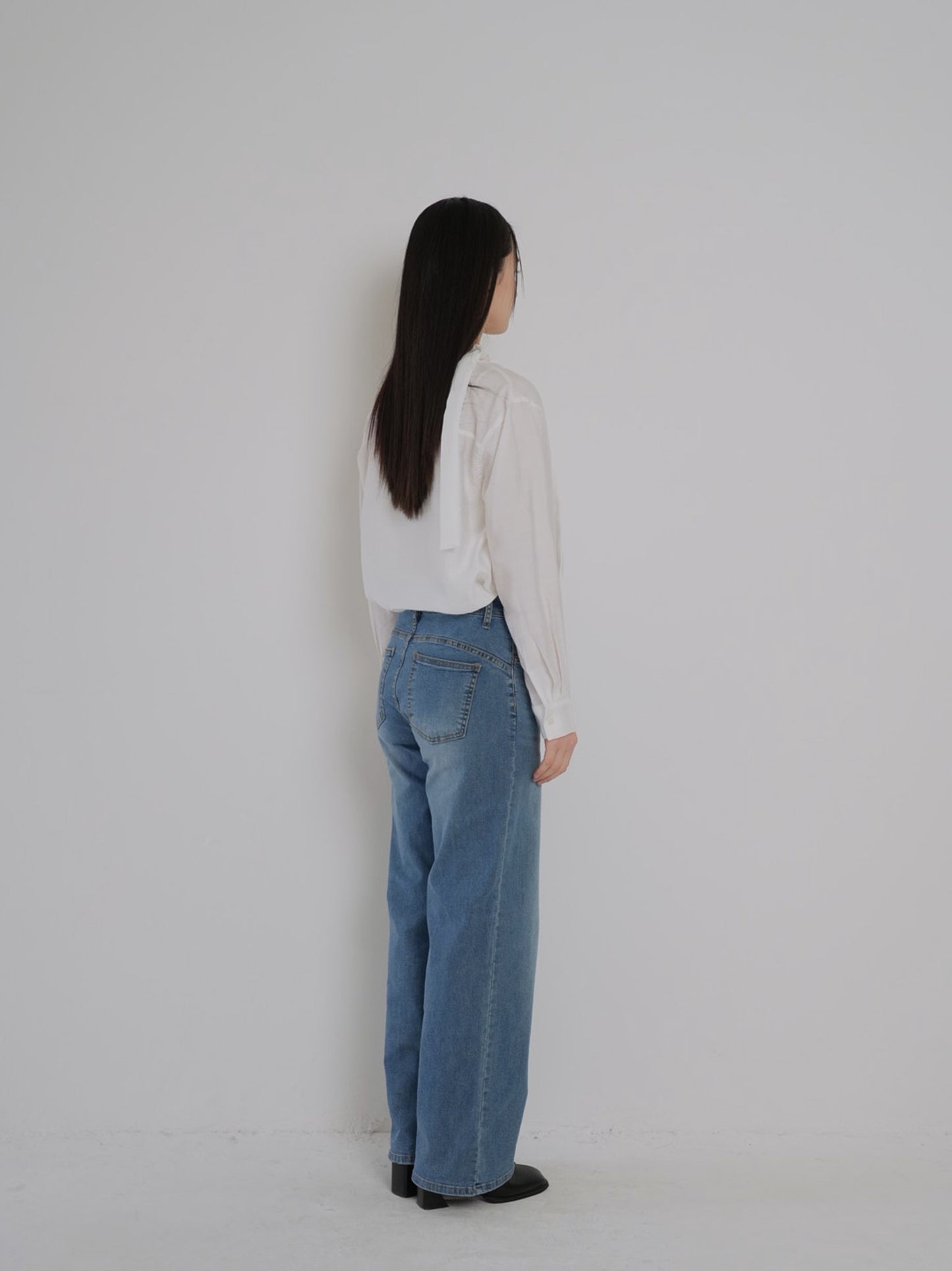 stretching straight jeans