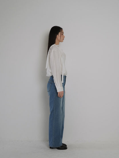 stretching straight jeans