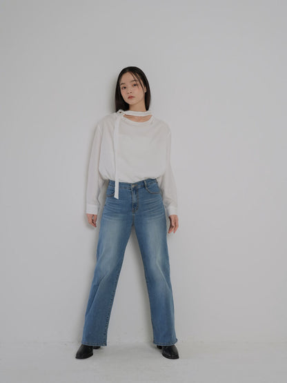 stretching straight jeans