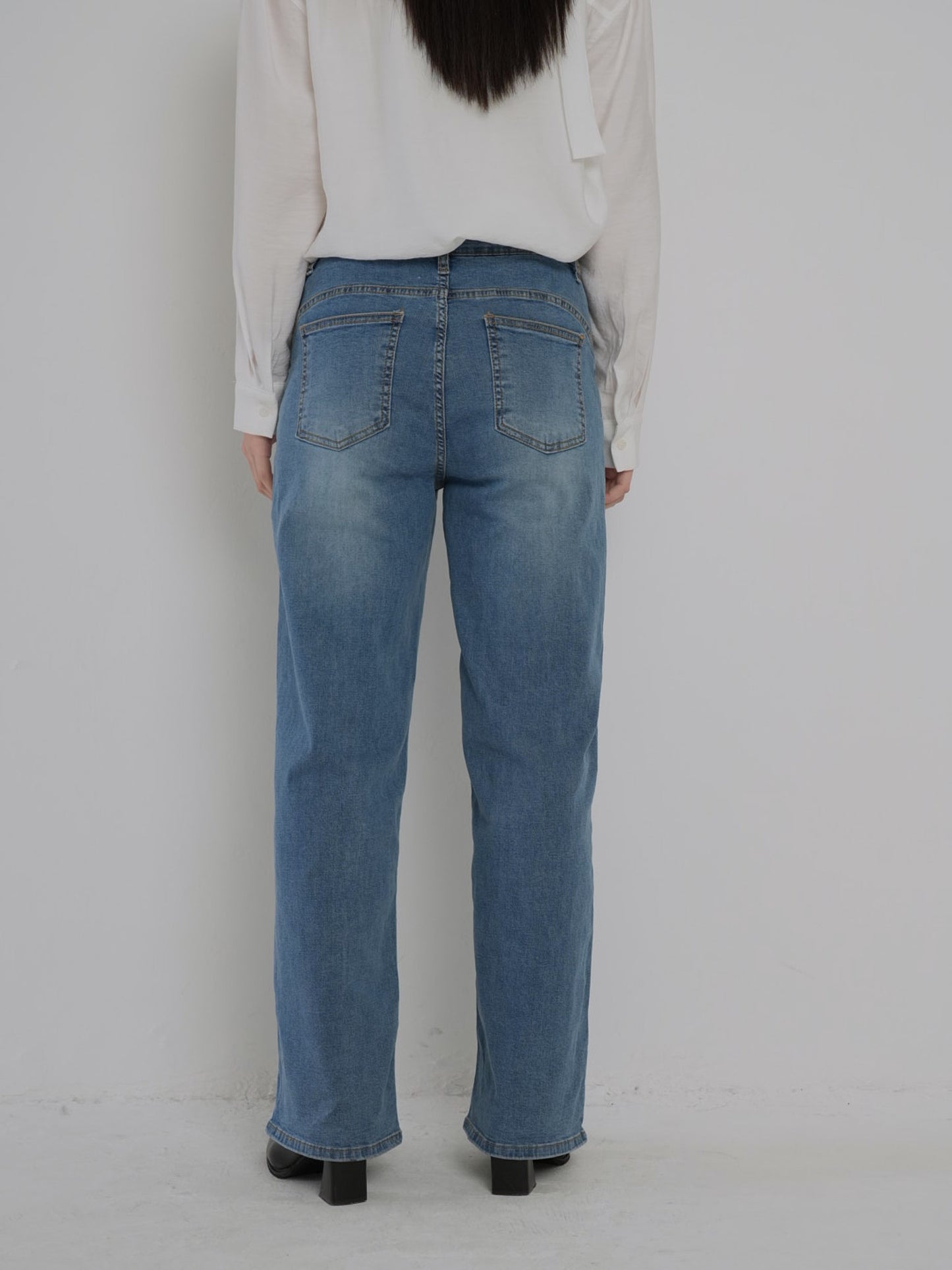 stretching straight jeans