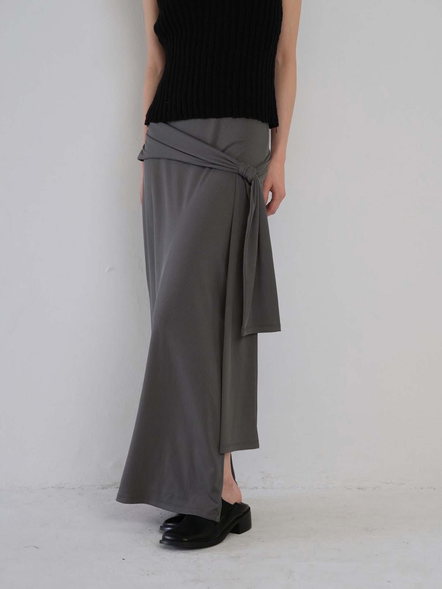 belt maxi skirt