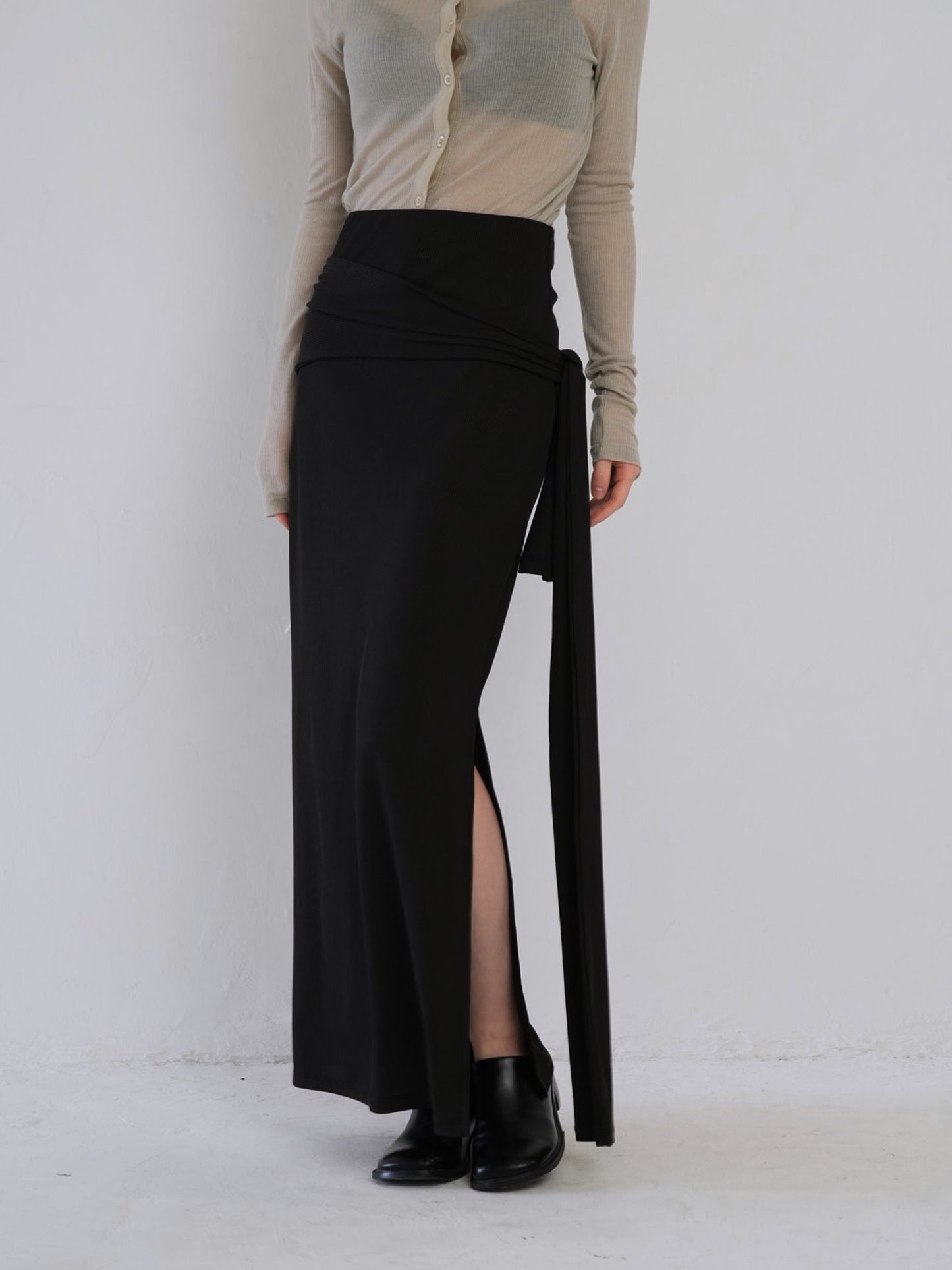 belt maxi skirt