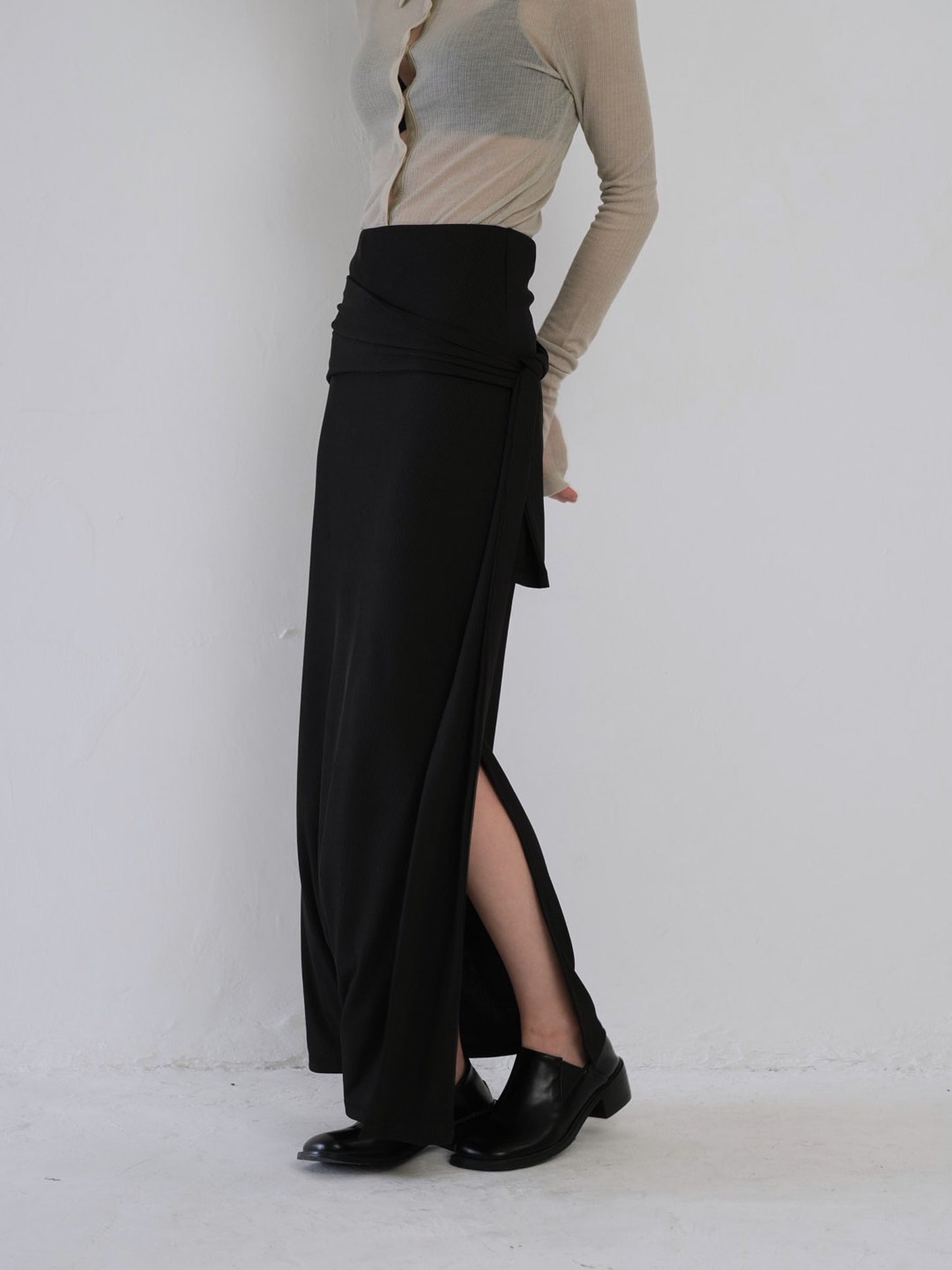 belt maxi skirt