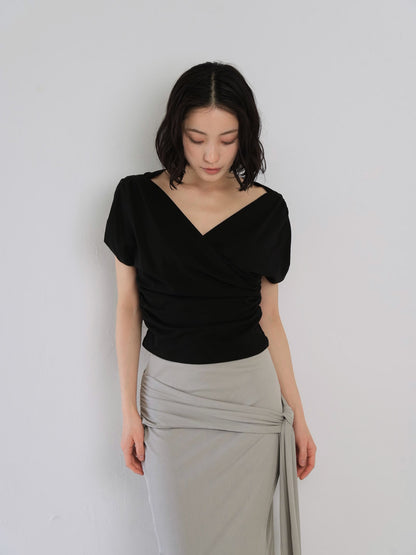 V shirring tee