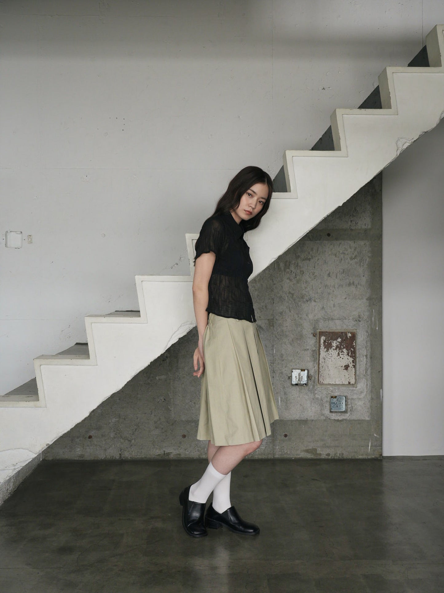 pleats midi skirt