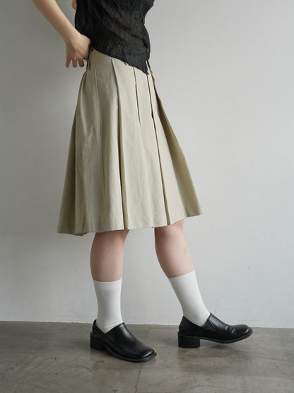 pleats midi skirt