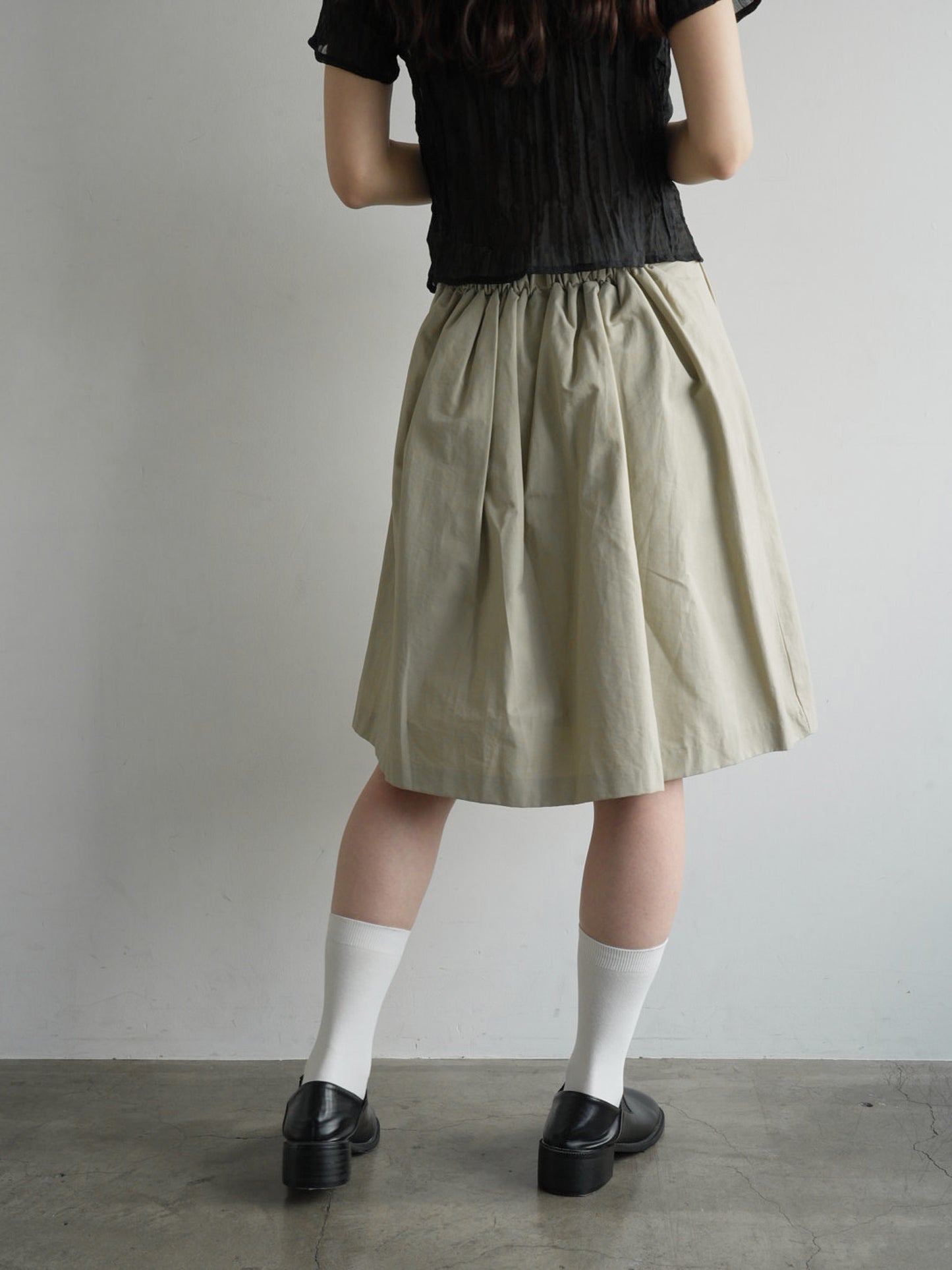 pleats midi skirt