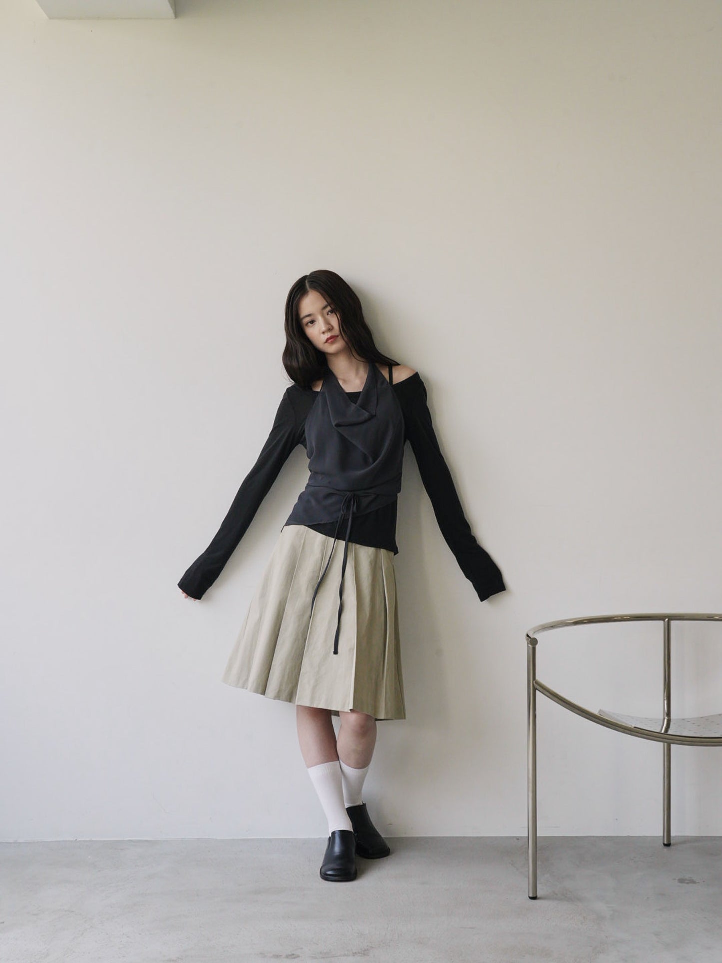 pleats midi skirt