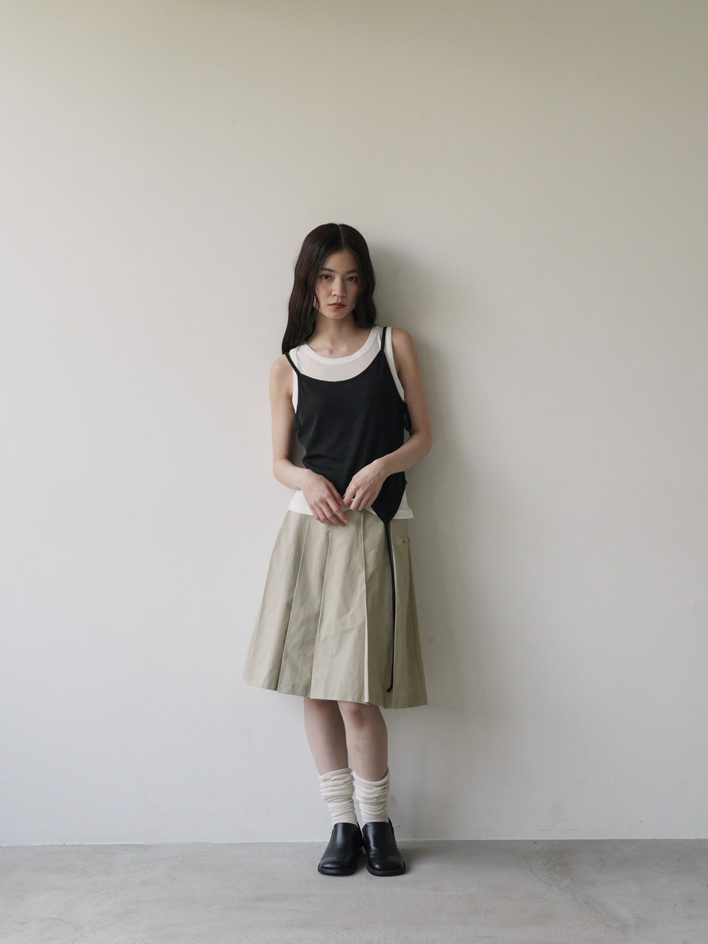 pleats midi skirt