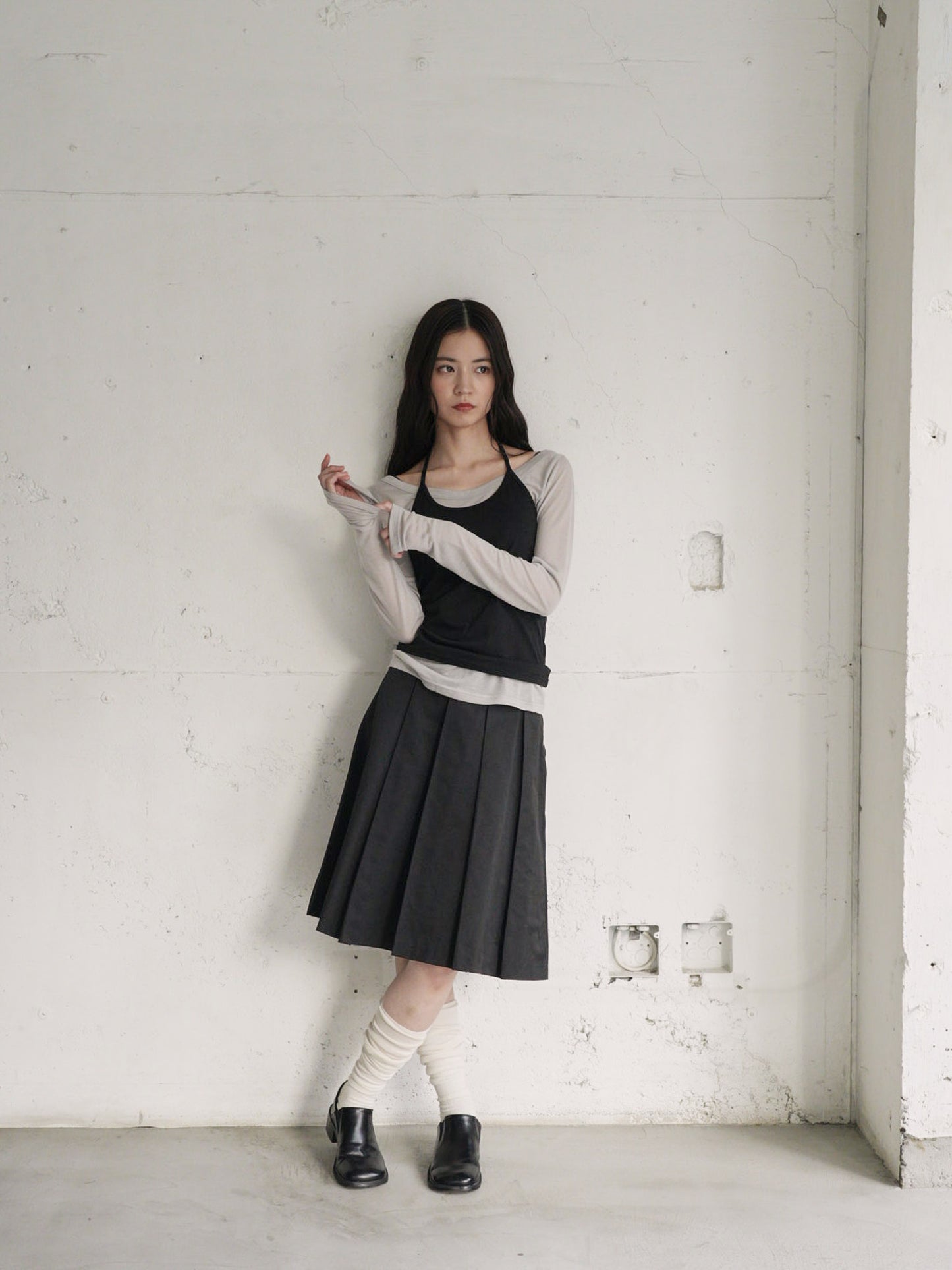 pleats midi skirt