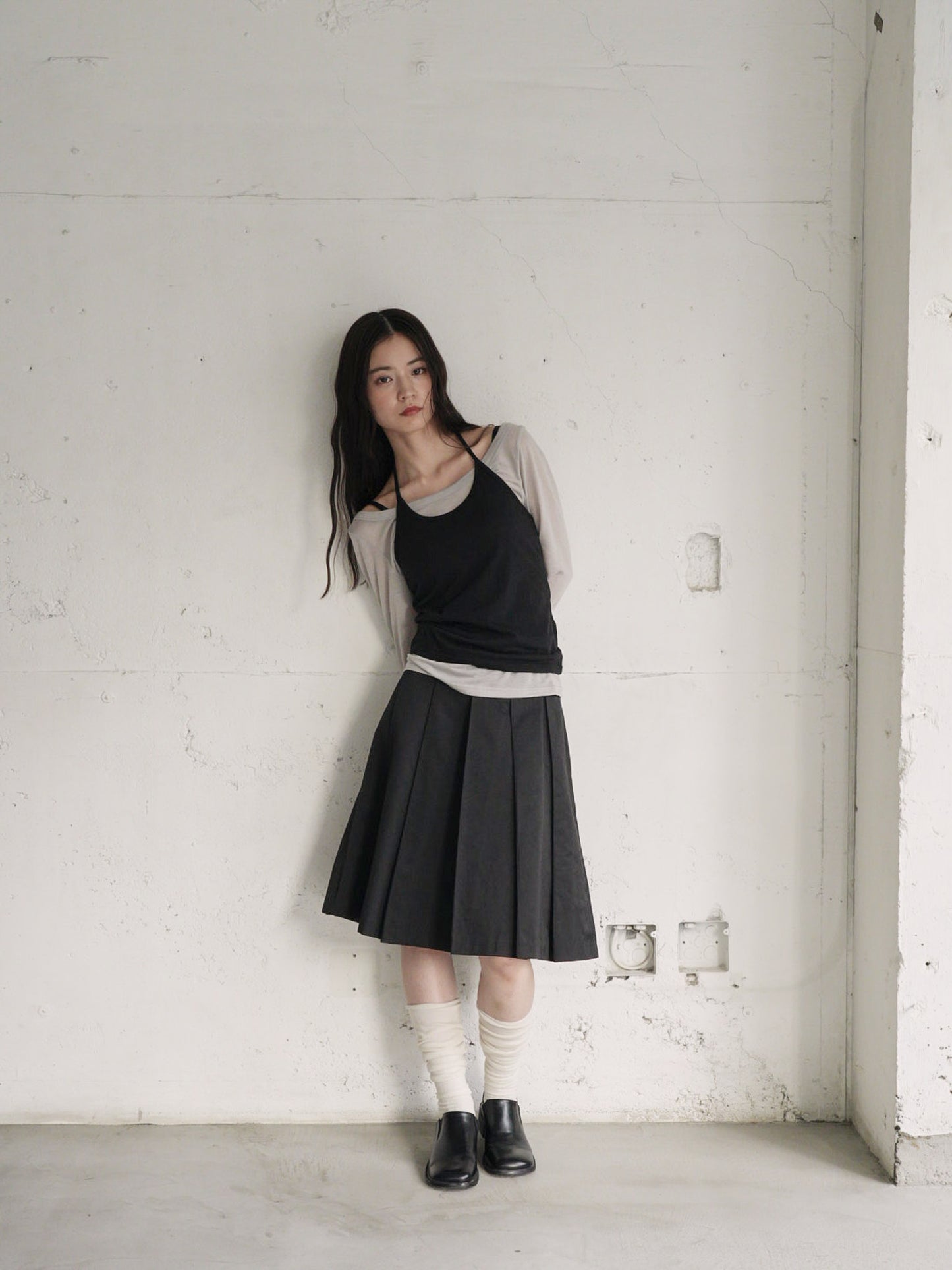 pleats midi skirt