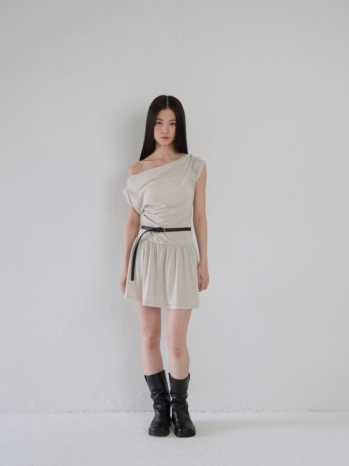 half shoulder gather tops
