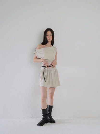 half shoulder gather tops