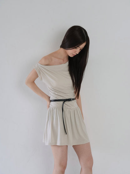 half shoulder gather tops