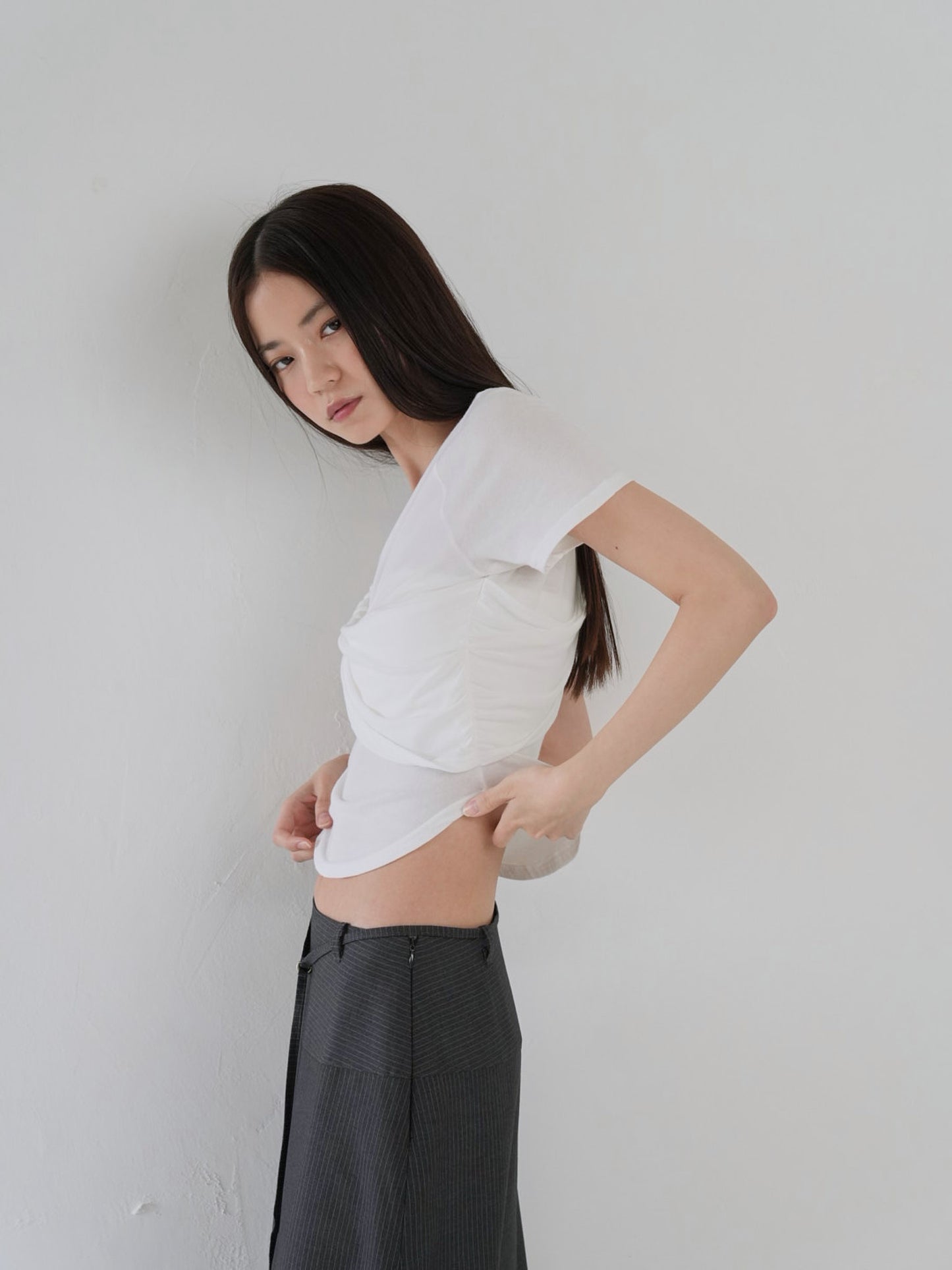 twist crop tee