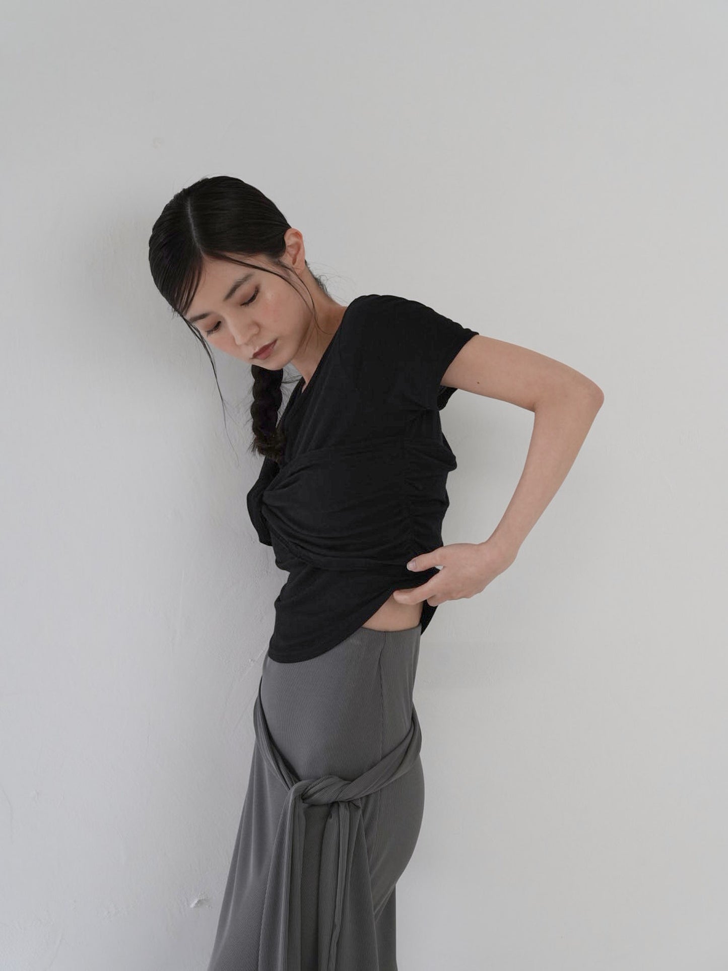 twist crop tee