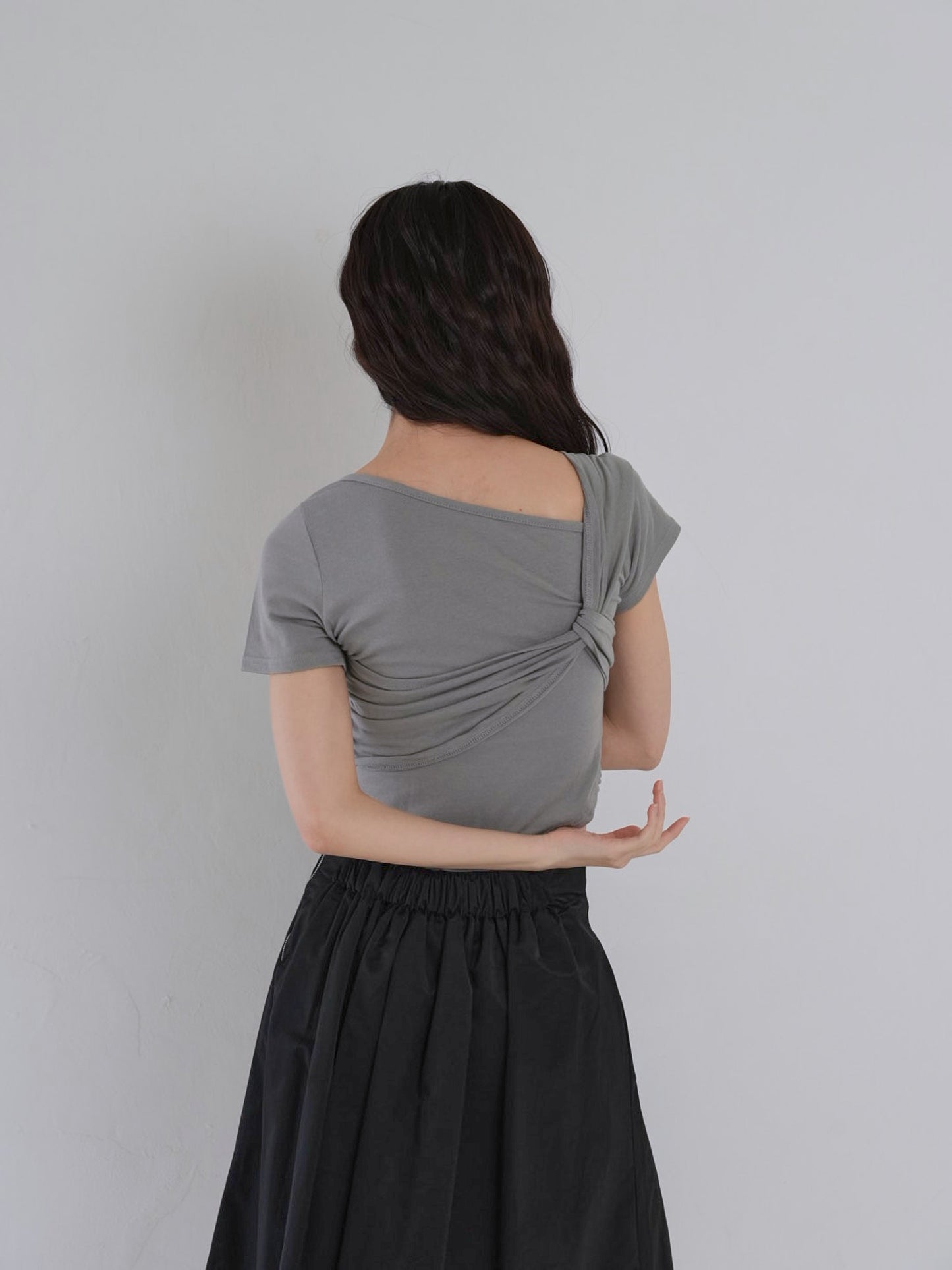 twist crop tee